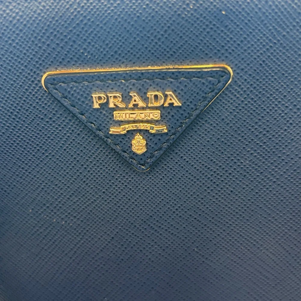 Authentic Prada Galleria Saffiano Lux Tote Bag – Blue/Navy - Picture 3 of 16